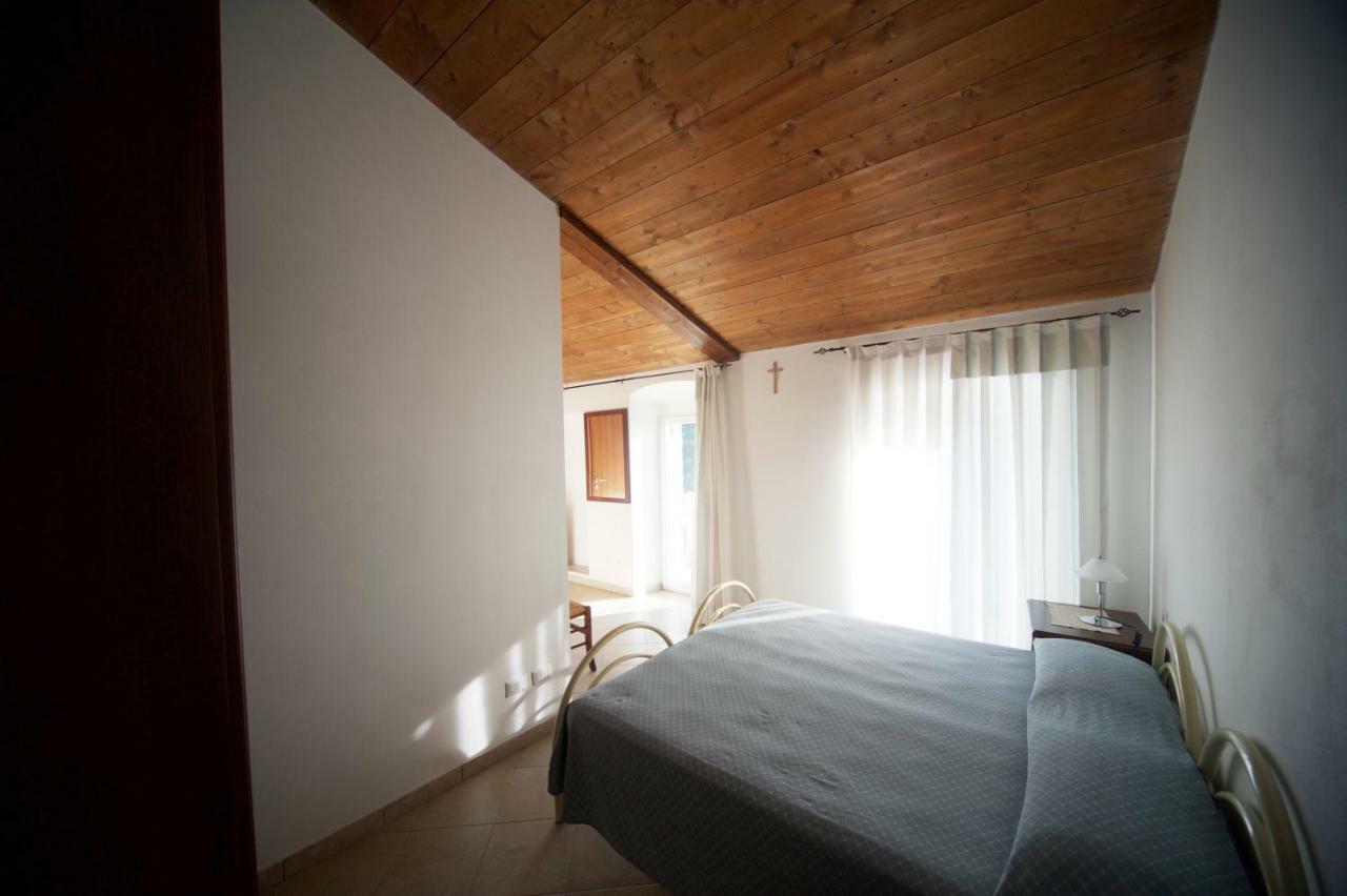 Al Vecchio Convento Mare E Monti Bed and Breakfast Ortonovo Εξωτερικό φωτογραφία