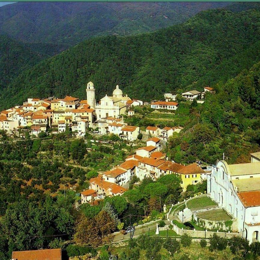 Al Vecchio Convento Mare E Monti Bed and Breakfast Ortonovo Εξωτερικό φωτογραφία